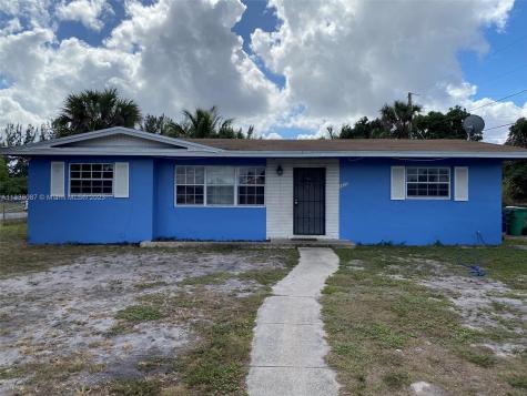 3800 NW 184th Street Miami Gardens FL 33055