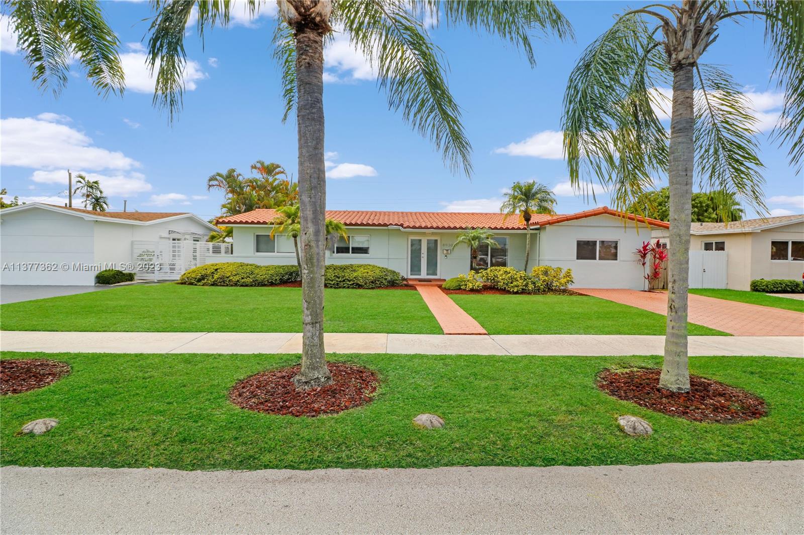8930 SW 50th Terrace Miami FL 33165