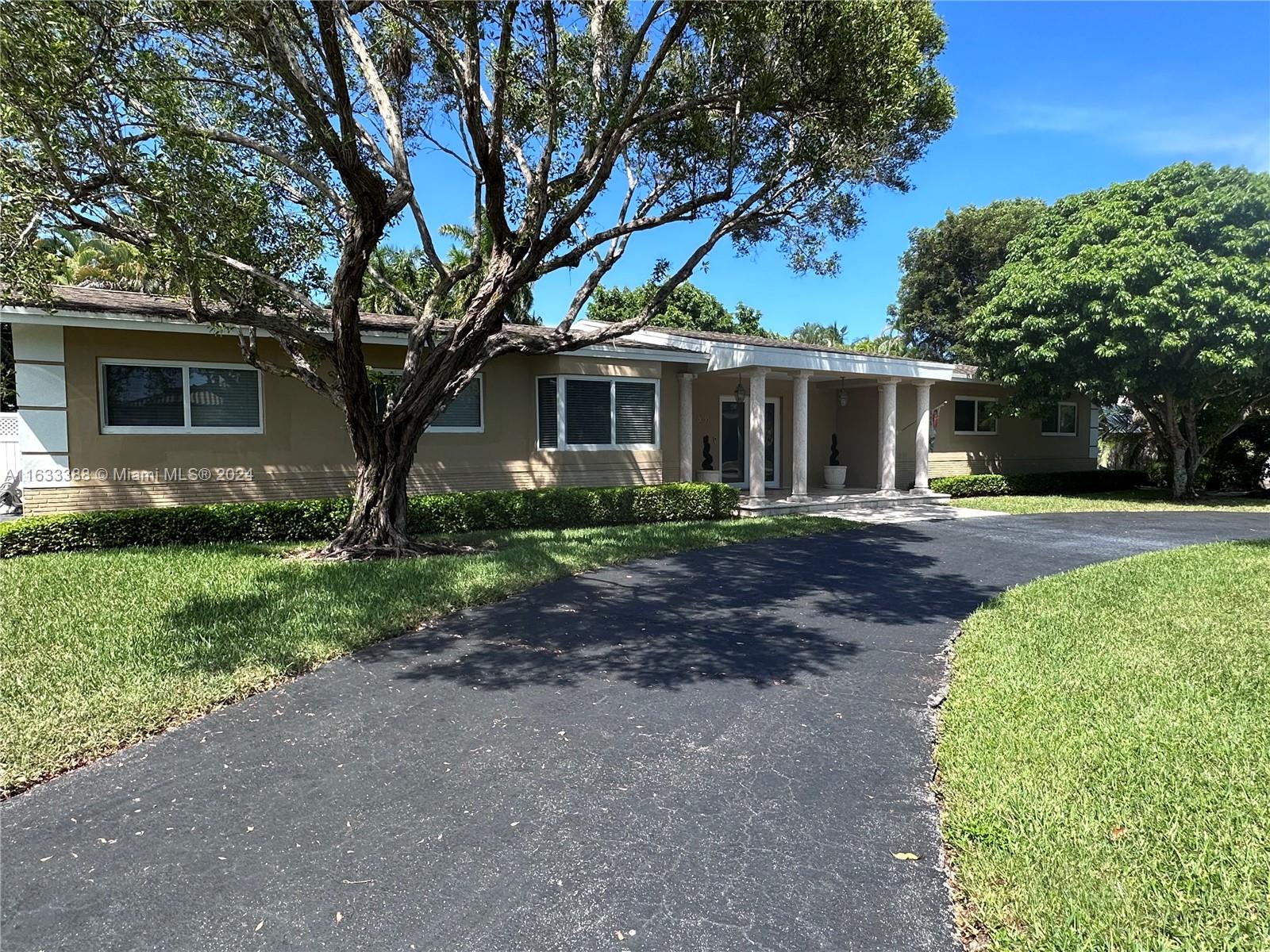 8035 SW 185th Terrace Cutler Bay FL 33157
