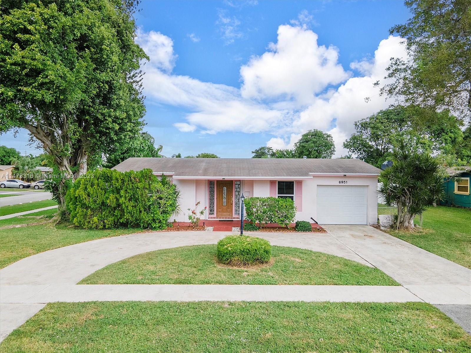 6951 SW 10th Court North Lauderdale FL 33068