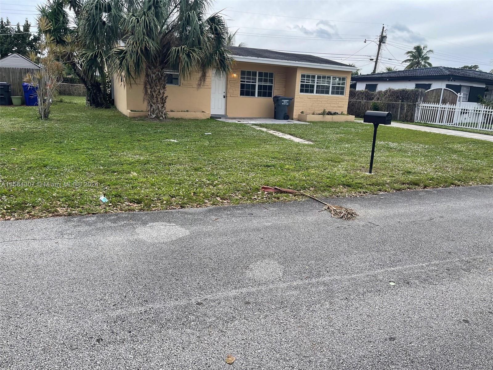 6240 Mayo Street Hollywood FL 33023