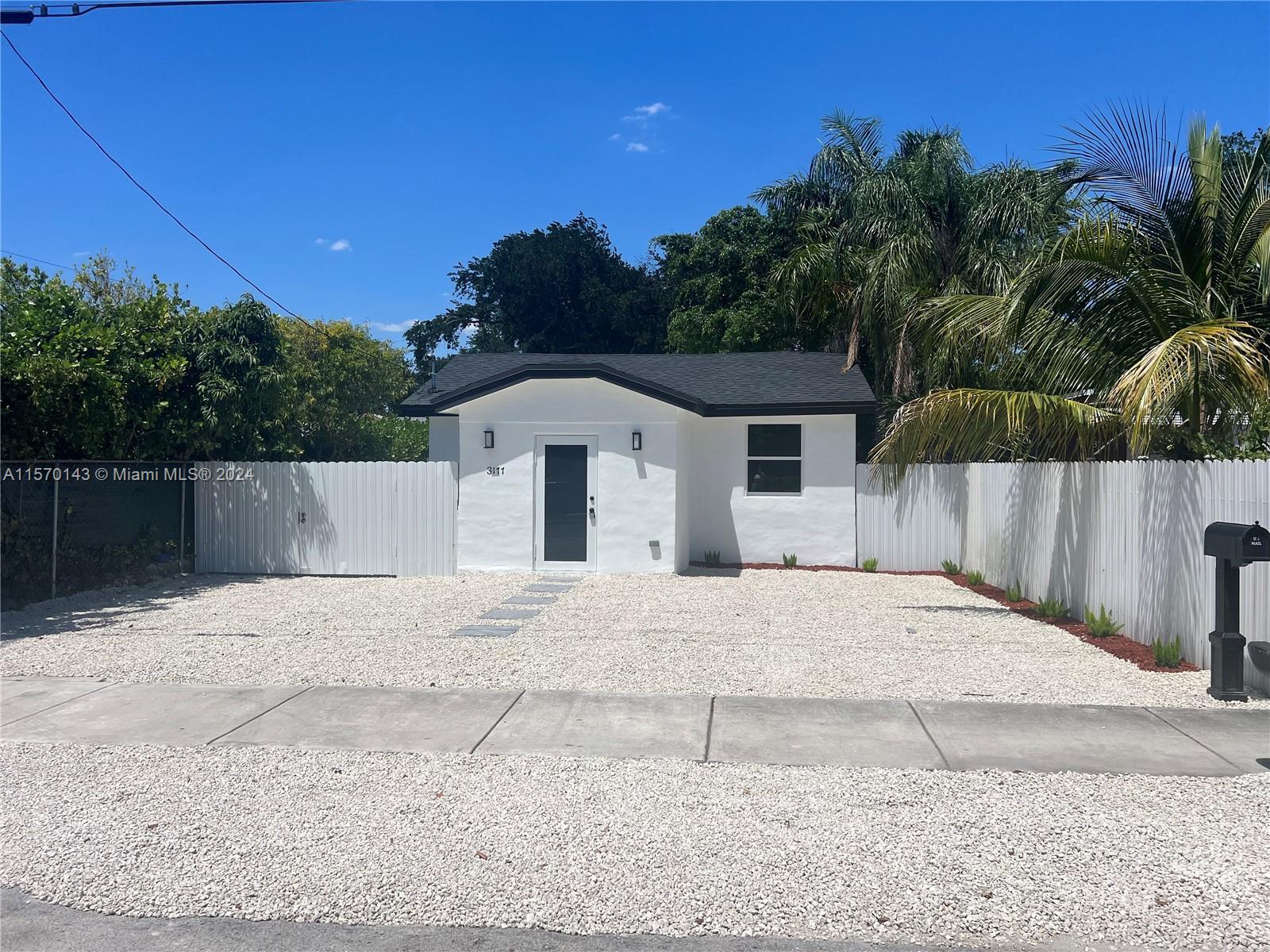 3177 NW 42nd Street Miami FL 33142