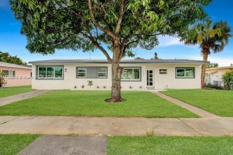 1735 NW 185th Terrace Miami Gardens FL 33056