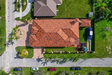 9890 SW 213th Street Cutler Bay FL 33189