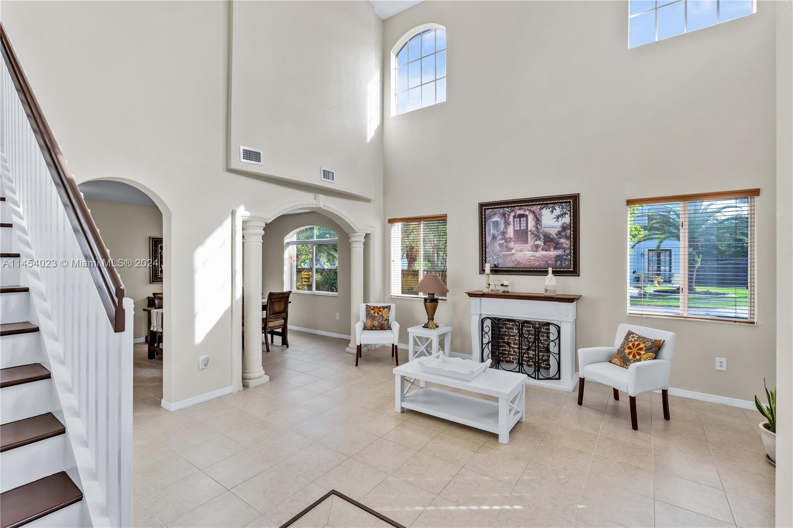 15377 SW 23rd Street Miami FL 33185