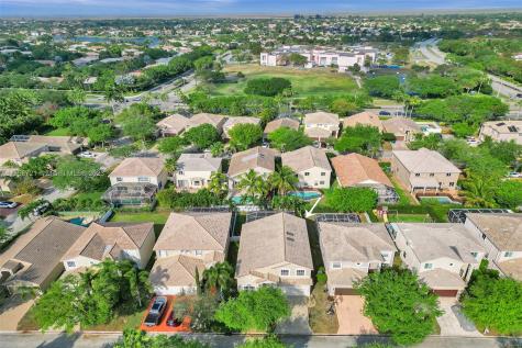5260 NW 112th Way Coral Springs FL 33076
