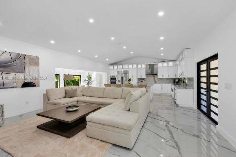 414 Barbarossa Avenue Coral Gables FL 33146