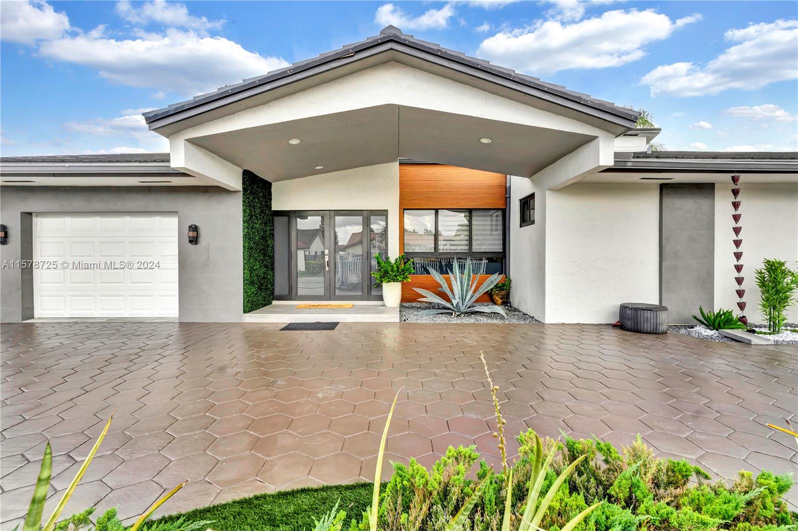230 NW 136th Avenue Miami FL 33182