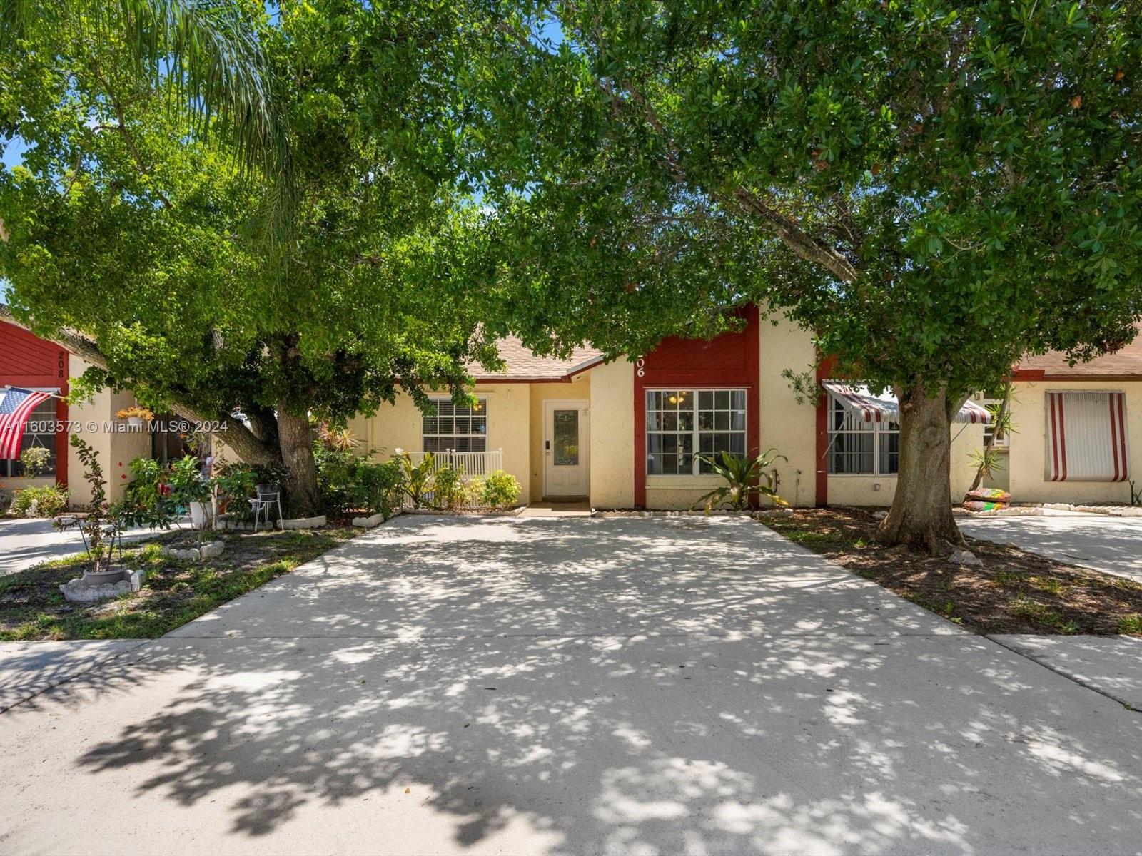 206 Palmetto Court Jupiter FL 33458