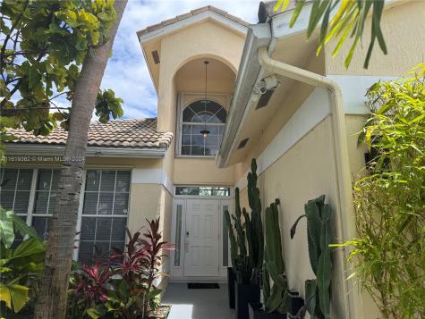 18431 NW 11th Court Pembroke Pines FL 33029