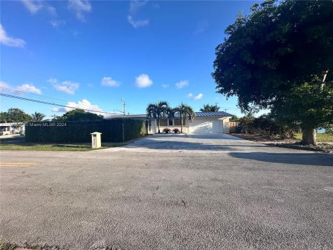 18702 SW 307th Street Homestead FL 33030