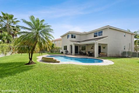 2082 SW 176th Avenue Miramar FL 33029