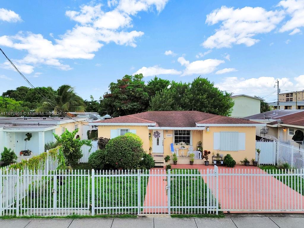 8840 SW 38th Street Miami FL 33165