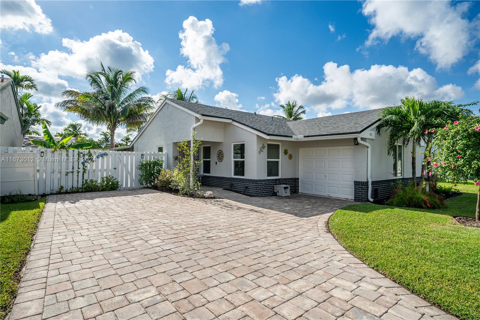 600 Mulberry Lane Davie FL 33325