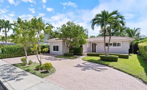 7529 Buccaneer Avenue North Bay Village FL 33141
