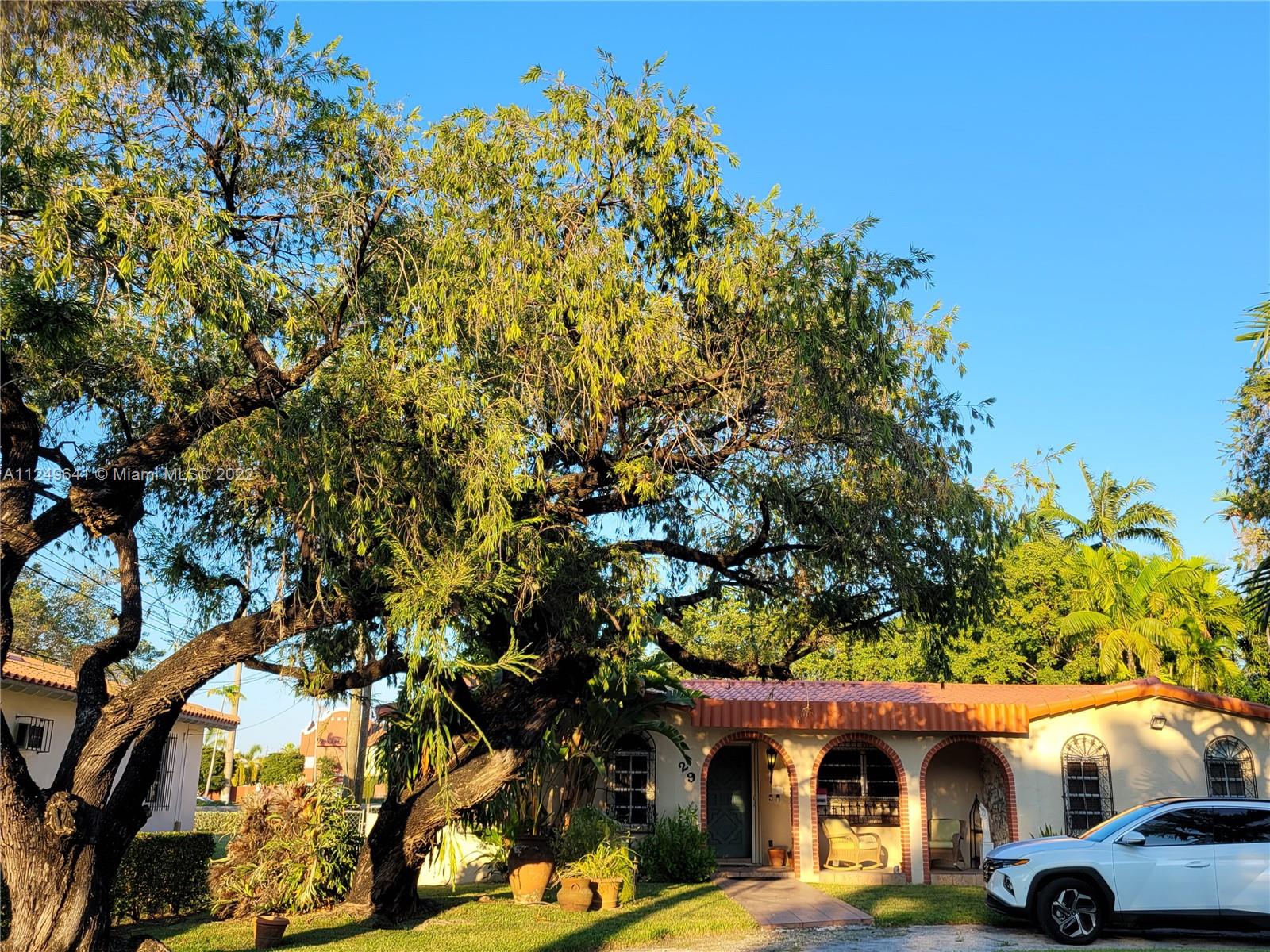 29 S Royal Poinciana Boulevard Miami Springs FL 33166