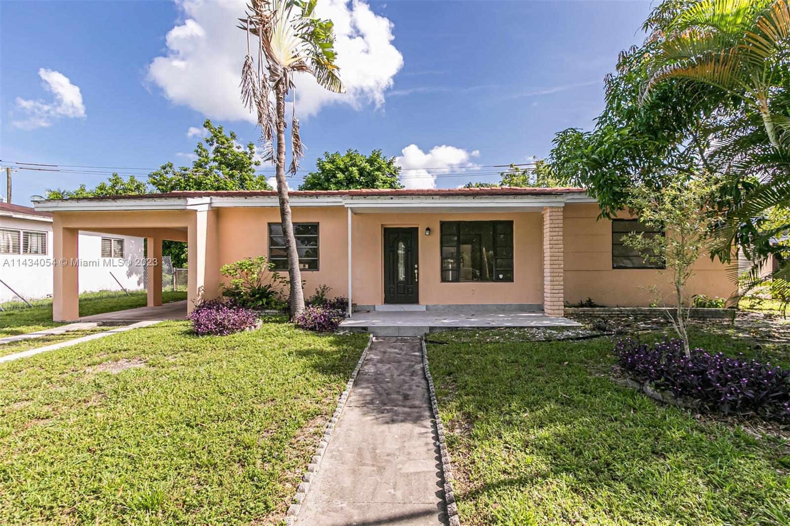 845 NE 180th Street Miami FL 33162