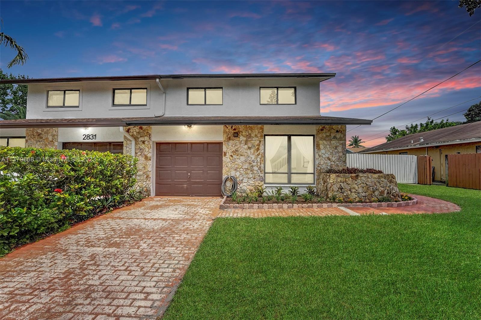 2821 N 38th Avenue Hollywood FL 33021