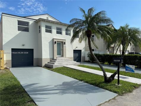 27021 SW 119th Court Homestead FL 33032