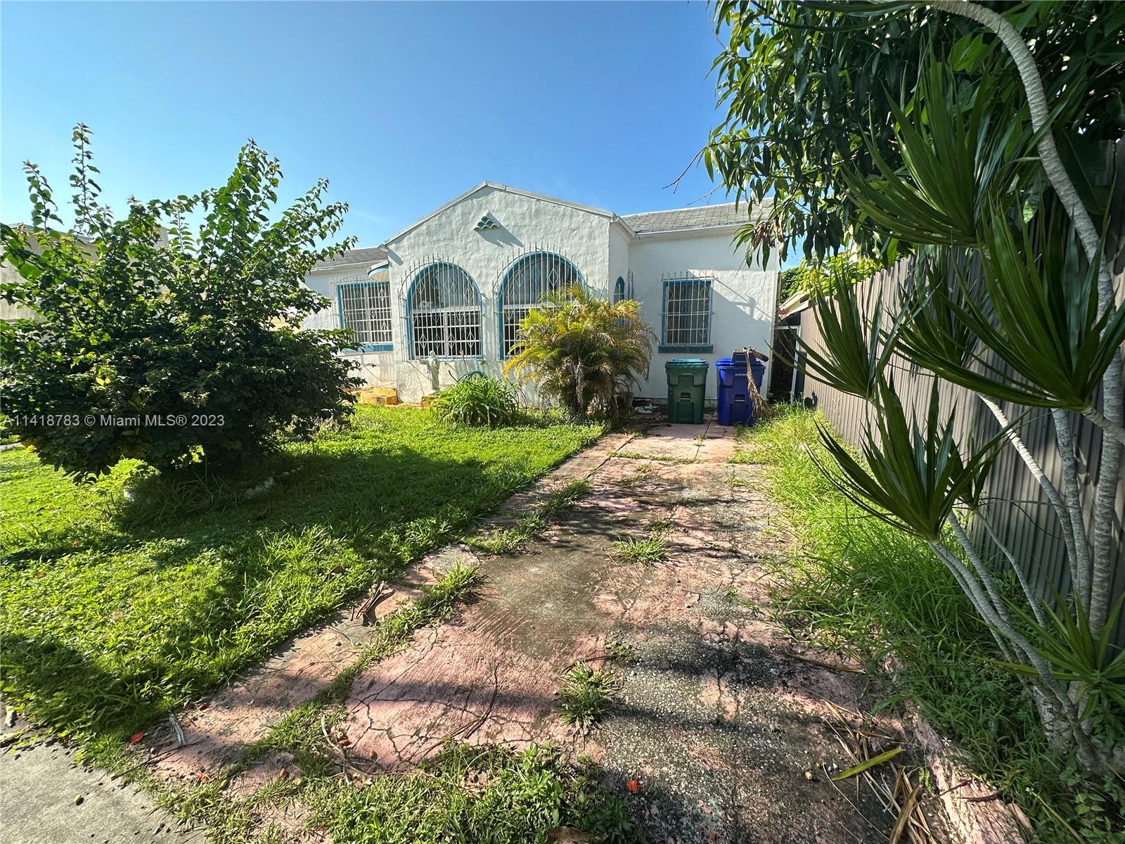 1886 SW 16th Terrace Miami FL 33145