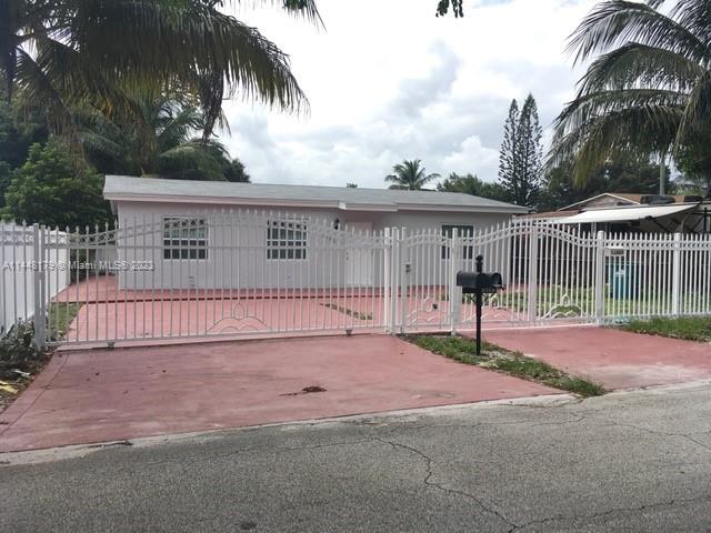 16482 NE 3rd Avenue Miami FL 33162