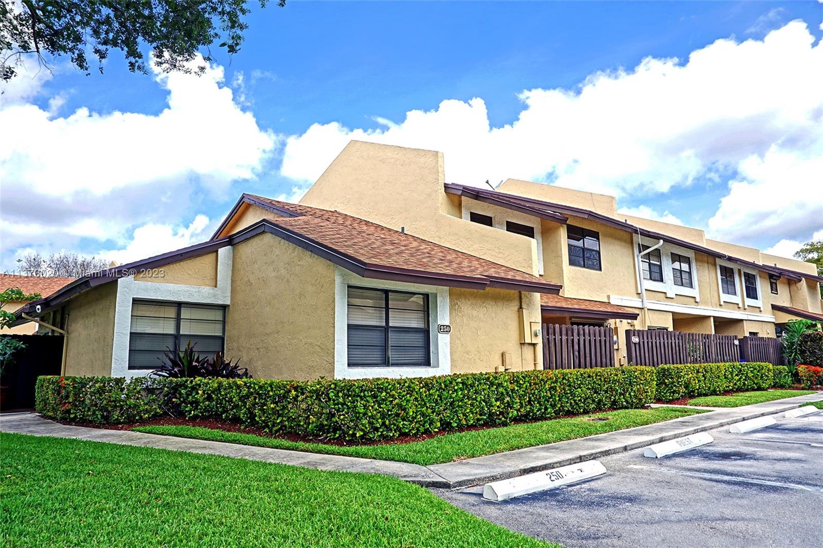 250 SW 97th Avenue Pembroke Pines FL 33025