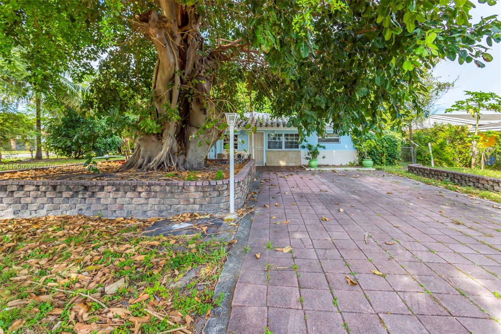 1801 NE 179th Street North Miami Beach FL 33162