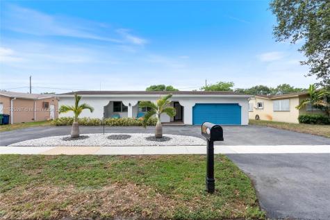 9240 SW 55th Court Cooper City FL 33328