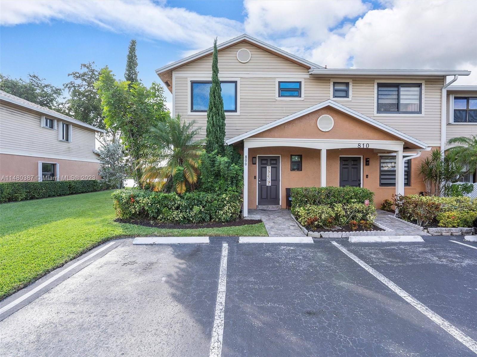 800 NW 106th Terrace Pembroke Pines FL 33026