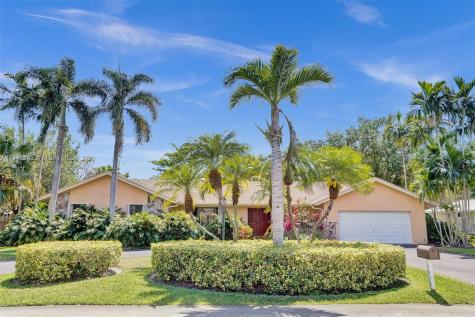 7910 SW 155th Street Palmetto Bay FL 33157