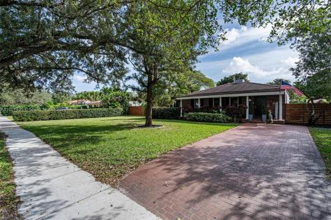 132 Glendale Drive Miami Springs FL 33166