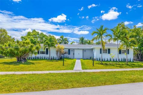 15840 SW 97th Avenue Miami FL 33157