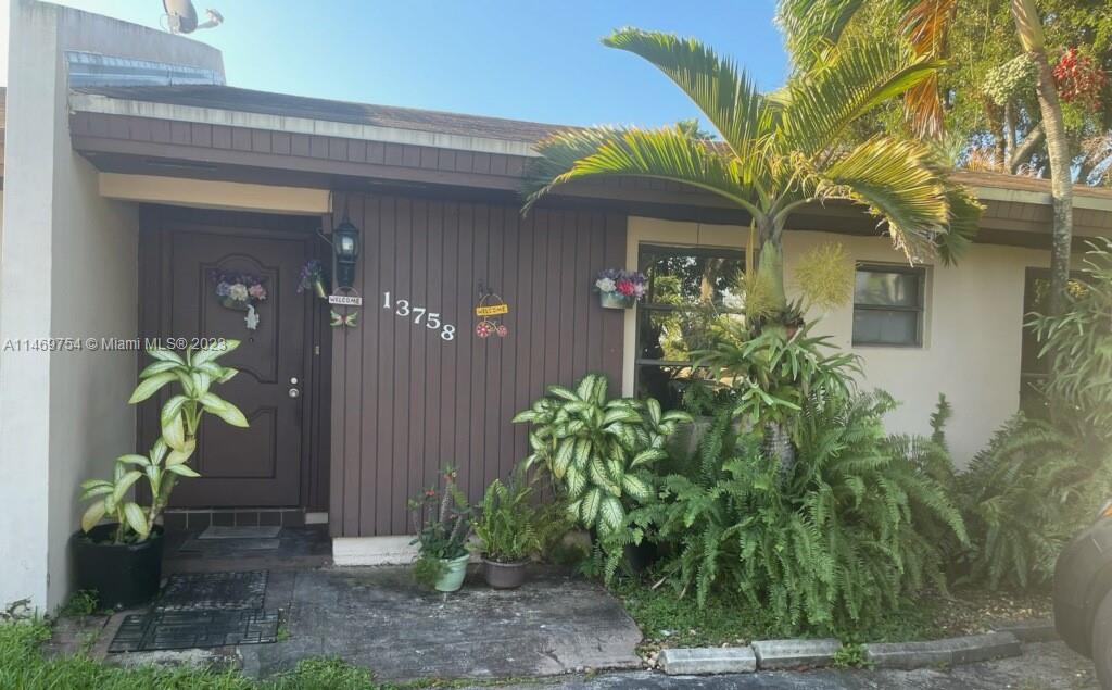 13758 SW 54th Terrace Miami FL 33175