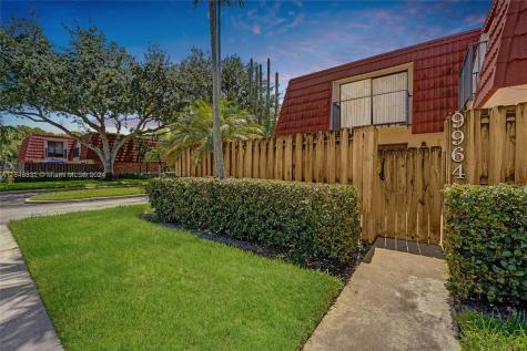 9964 NW 6th Court Plantation FL 33324
