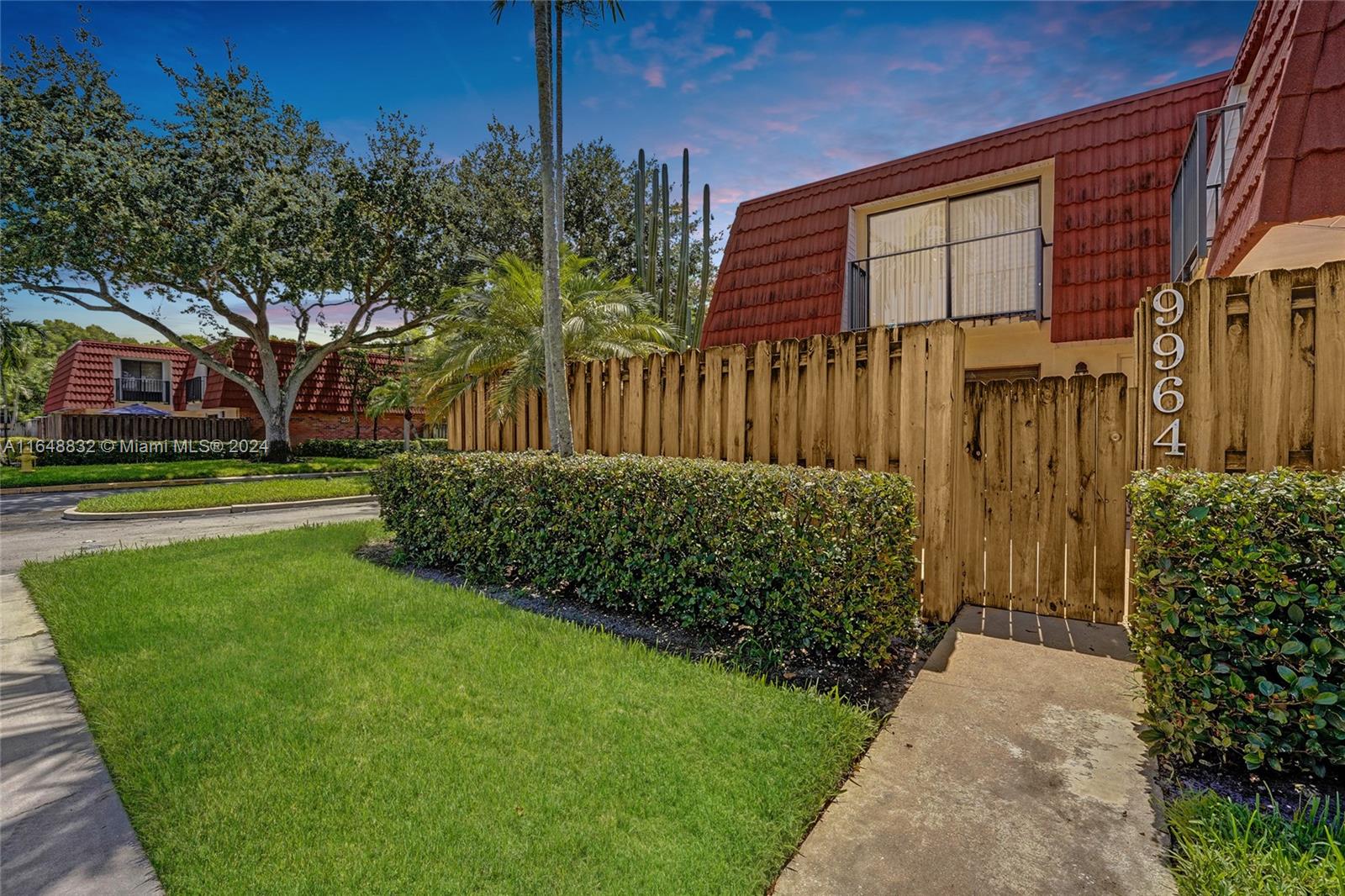 9964 NW 6th Court Plantation FL 33324