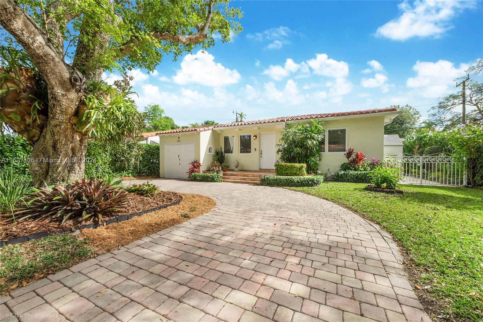 907 Monterey Street Coral Gables FL 33134