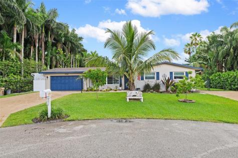 4785 SW 72nd Avenue Davie FL 33314