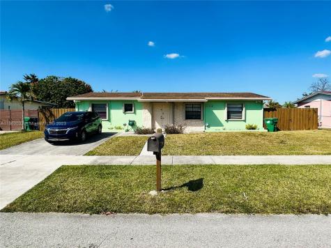 15105 SW 305th Terrace Homestead FL 33033