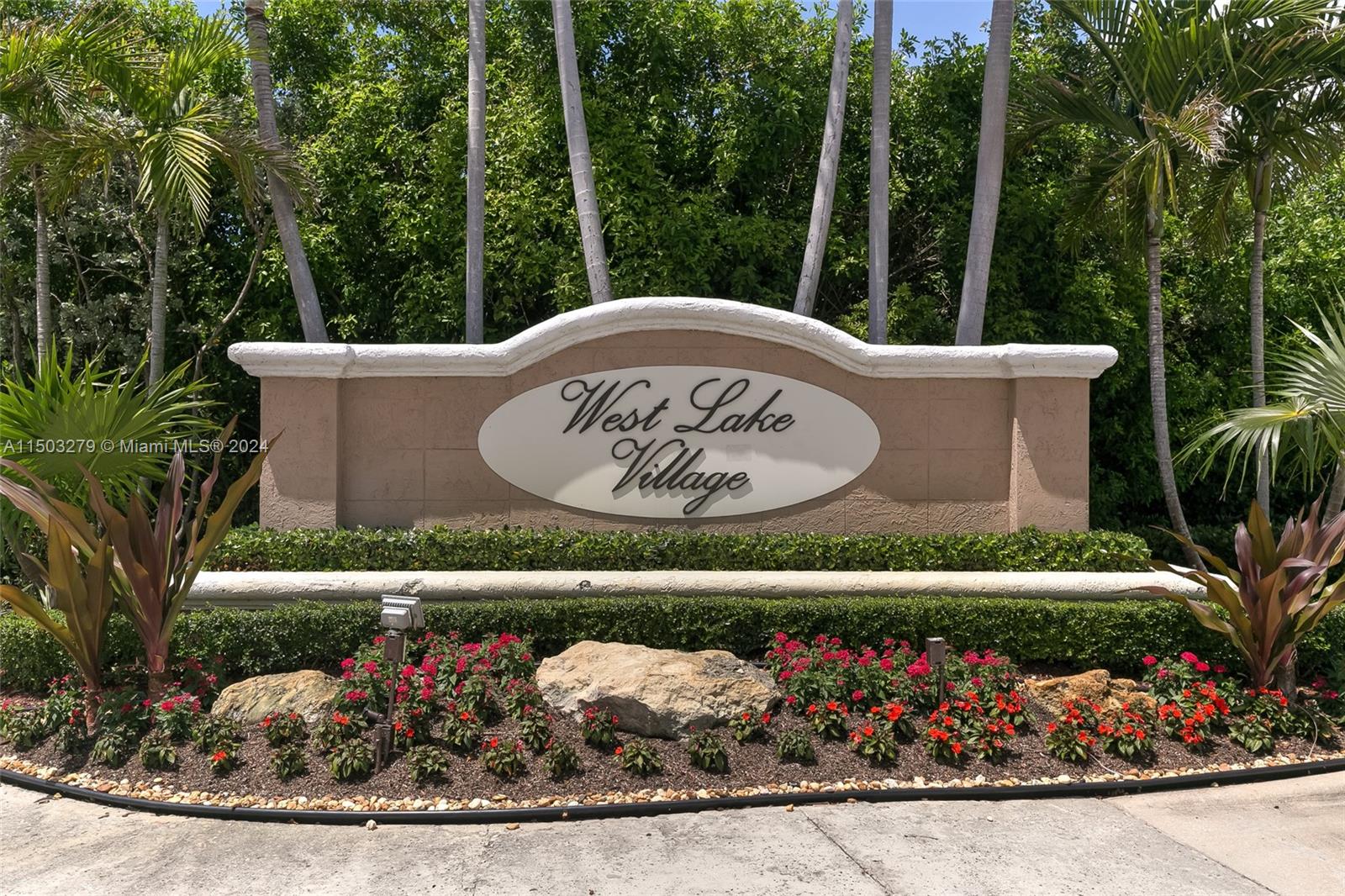 1260 Weeping Willow Way Hollywood FL 33019