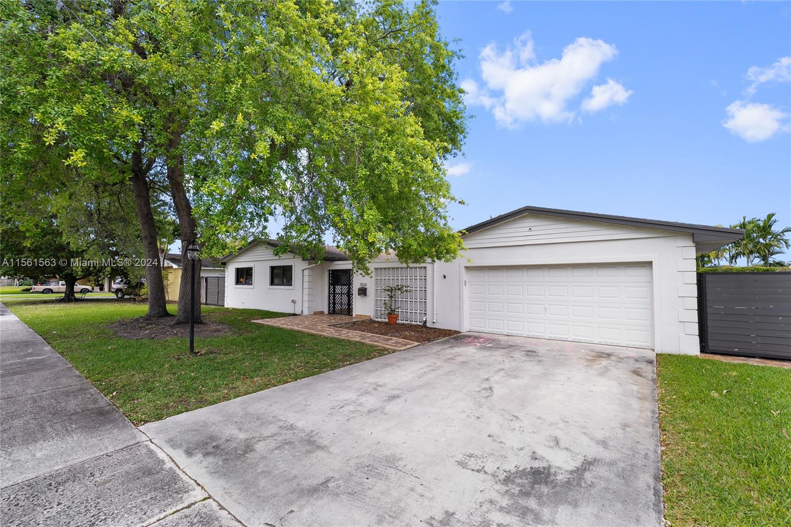 7826 SW 140th Avenue Miami FL 33183