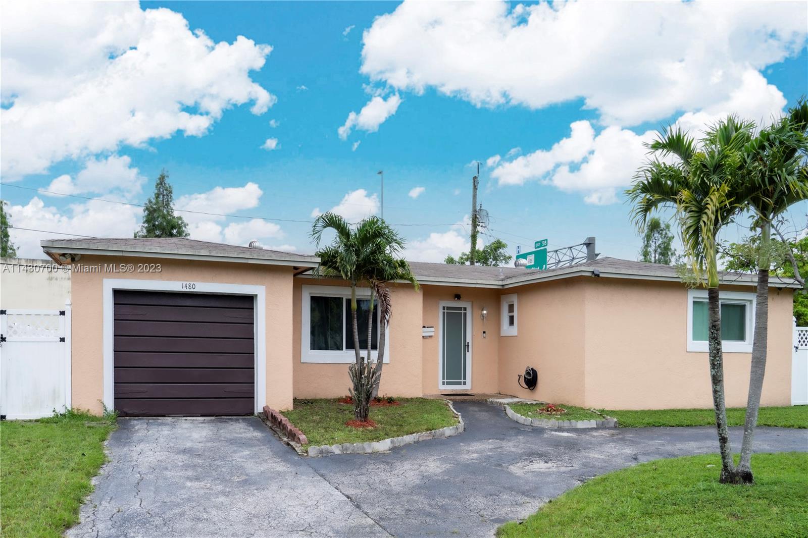 1480 NW 52nd Avenue Lauderhill FL 33313