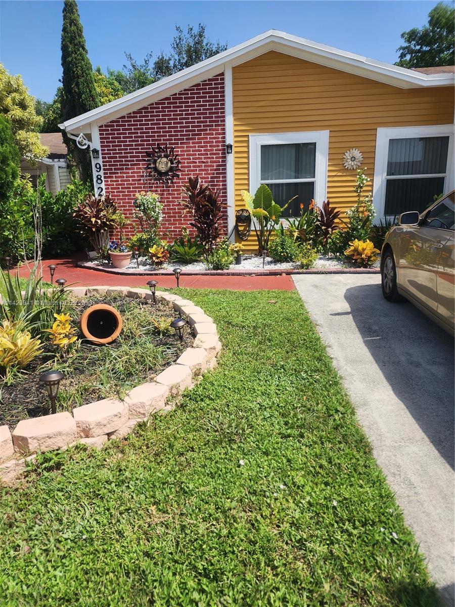 9821 W Fern Lane Miramar FL 33025