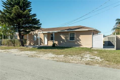 2633 SW 67th Avenue Miami FL 33155