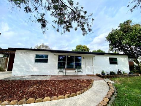 5731 SW 53rd Terrace Davie FL 33314