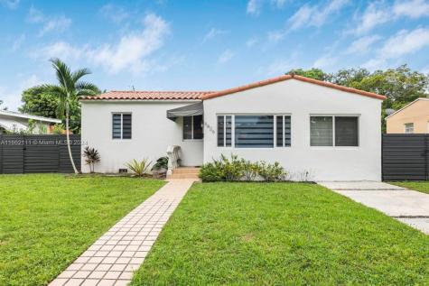 6426 SW 13th Street West Miami FL 33144