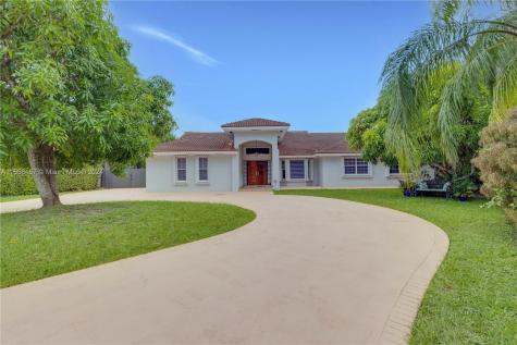 15540 SW 162nd Street Miami FL 33187