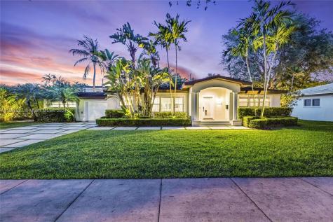 1449 Robbia Avenue Coral Gables FL 33146