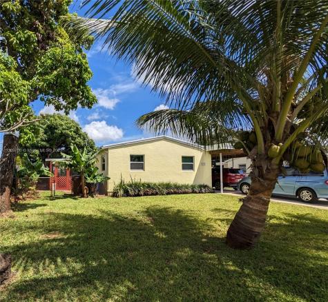 1331 N 69th Terrace Hollywood FL 33024