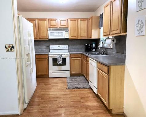 328 NW 46th Street Deerfield Beach FL 33064