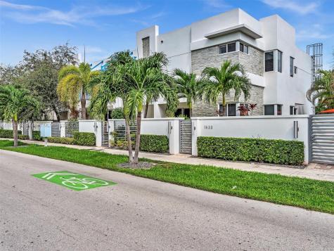 1633 NE 9th Street Fort Lauderdale FL 33304